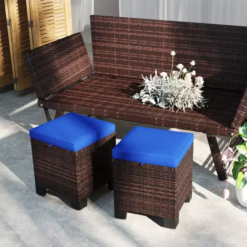Poufs d'extérieur en osier avec coussins, siège ottoman en rotin PE, repose-pieds et table d'appoint pour jardin, piscine