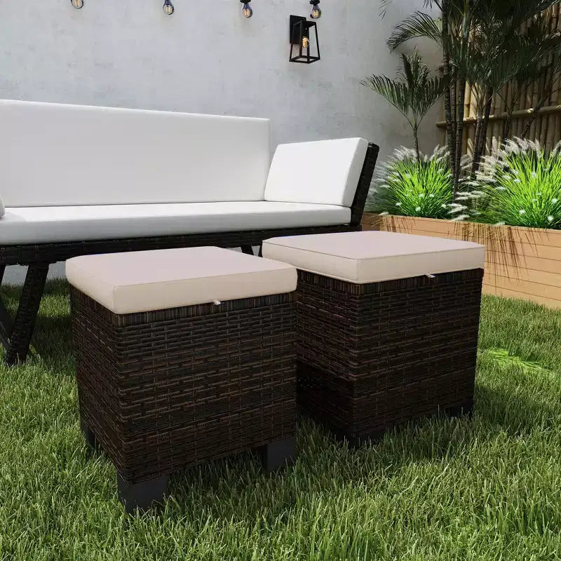 Poufs d'extérieur en osier avec coussins, siège ottoman en rotin PE, repose-pieds et table d'appoint pour jardin, piscine