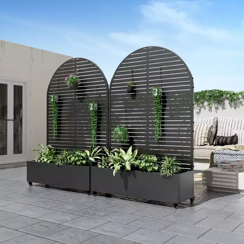 Jardinière murale arquée en métal noir de 183 cm (H) x 119 cm (l) avec treillis pour plantes grimpantes