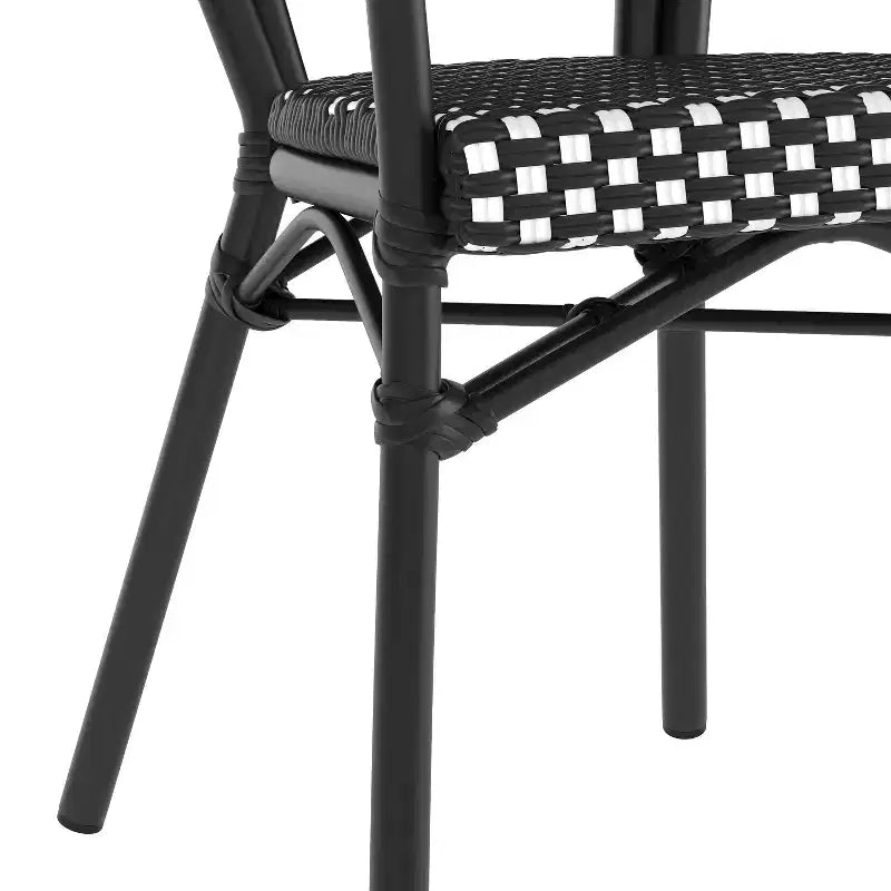 Chaise bistrot empilable professionnelle avec accoudoirs, en rotin PE et aluminium, pour l'intérieur et l'extérieur