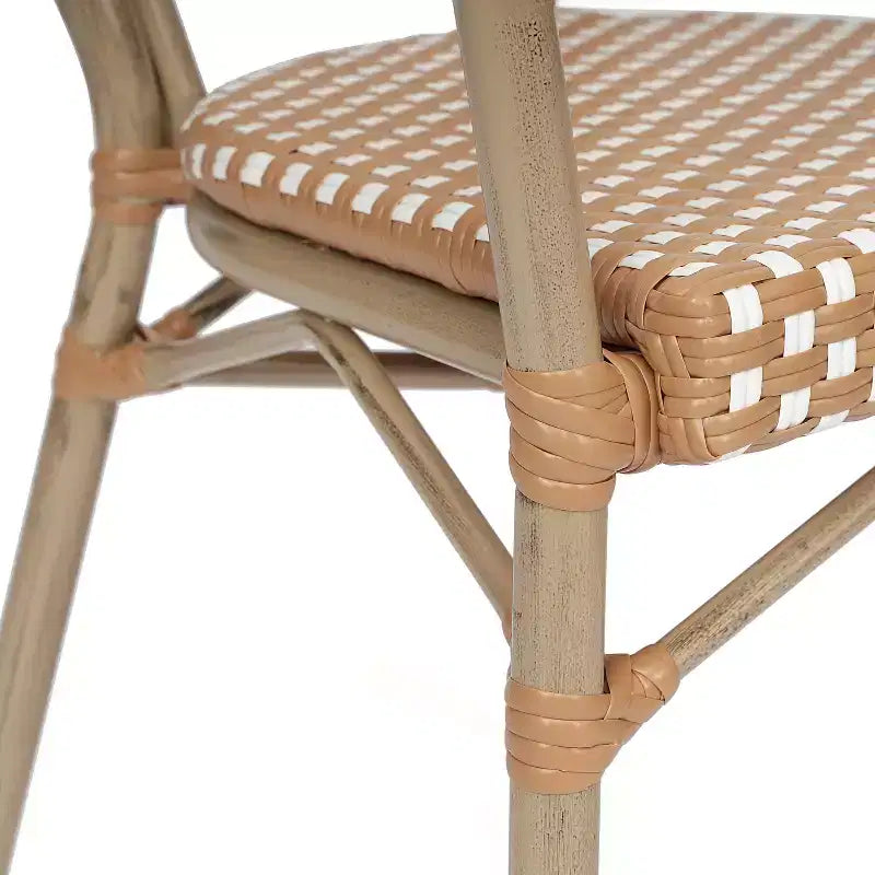 Chaise bistrot empilable professionnelle avec accoudoirs, en rotin PE et aluminium, pour l'intérieur et l'extérieur