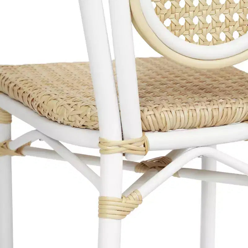 Chaise bistro empilable commerciale intérieur/extérieur, rotin synthétique et cadre en aluminium