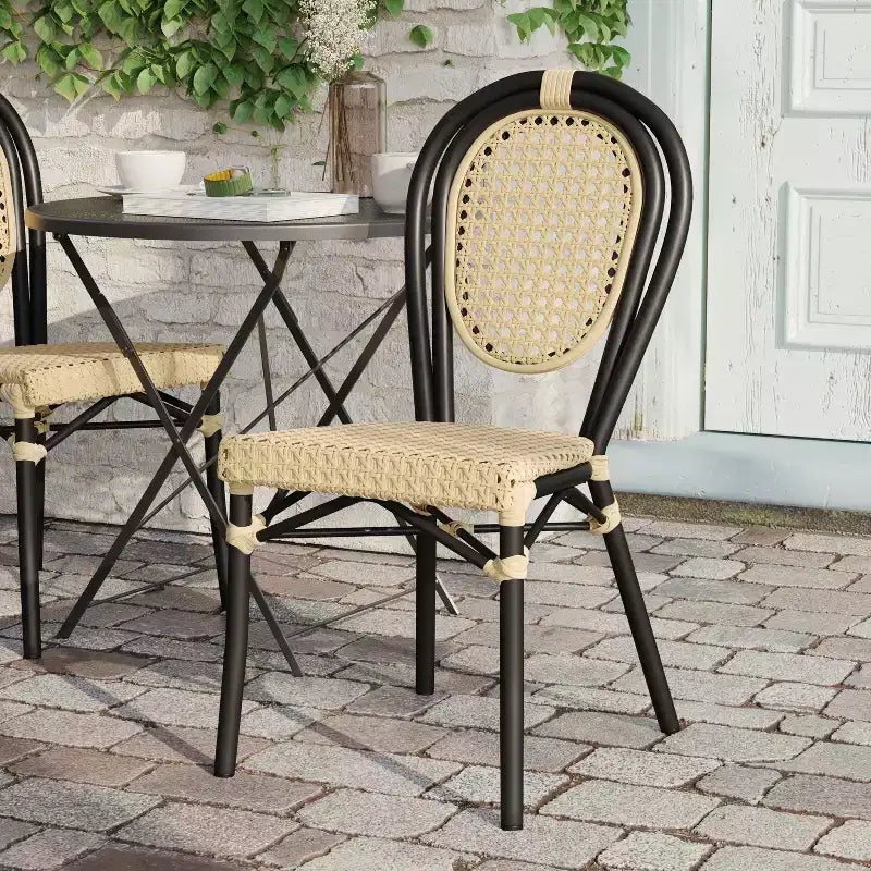 Chaise bistro empilable commerciale intérieur/extérieur, rotin synthétique et cadre en aluminium